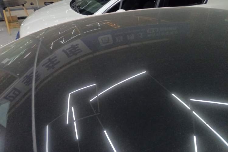 Used Nissan N7 2025 625 Max Roof
