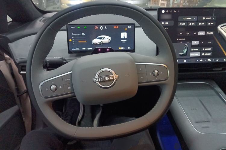 Used Nissan N7 2025 625 Max Steering Wheel