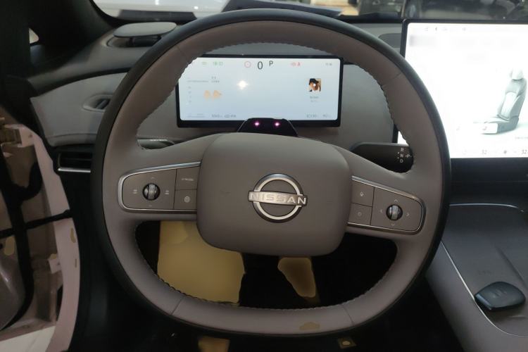Used Nissan N7 2025 625 Max Steering Wheel