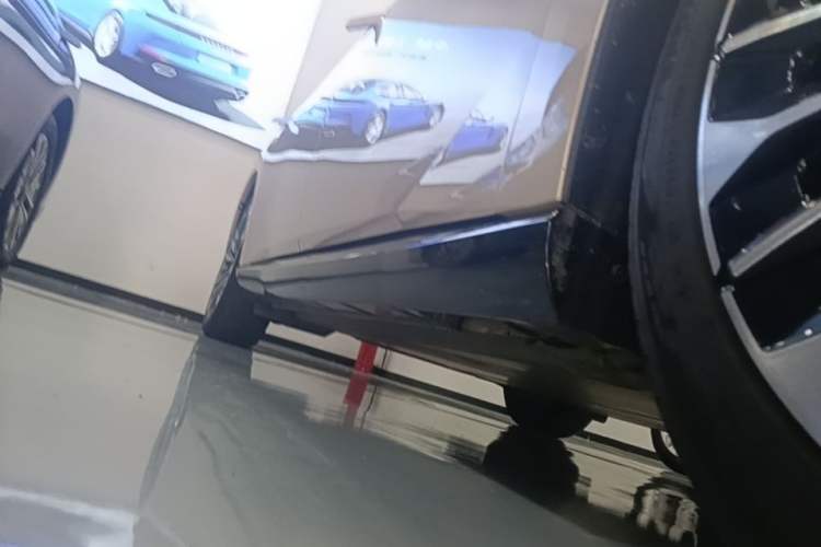 Used Nissan N7 2025 510 Max Right Side Sill