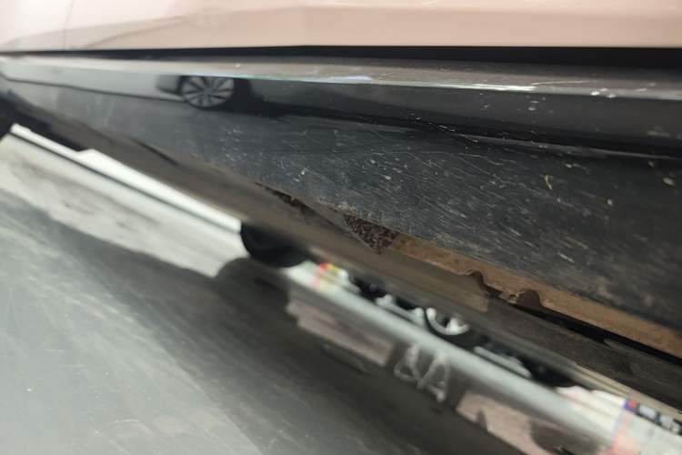 Used Nissan N7 2025 510 Max Right Side Sill