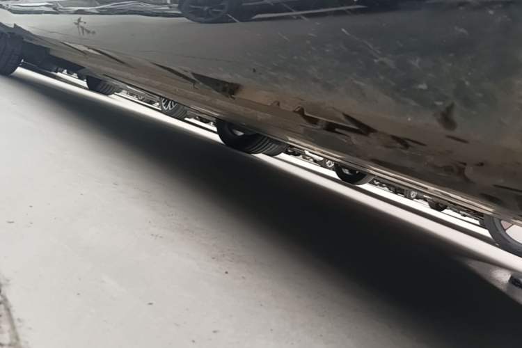 Used Nissan N7 2025 510 Max Right Side Sill
