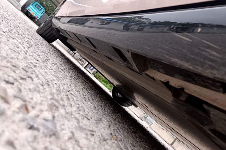 Used Nissan N7 2025 510 Max Right Side Sill