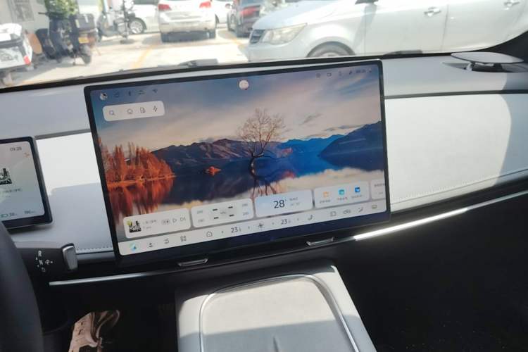 Used Nissan N7 2025 510 Max Audio And AC Panel