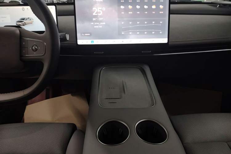Used Nissan N7 2025 625 Max Audio And AC Panel