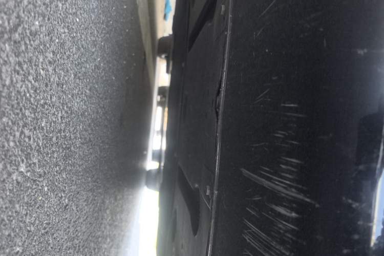 Used Nissan N7 2025 510 Max Chassis Front