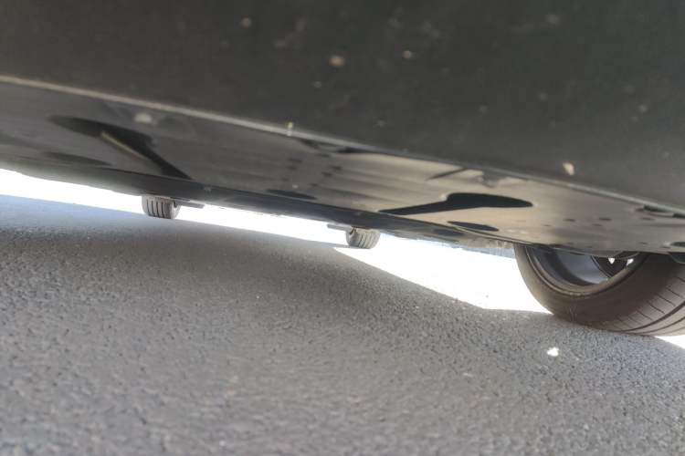 Used Nissan N7 2025 625 Max Chassis Front