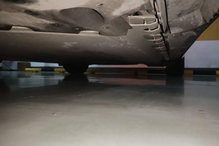 Used Nissan N7 2025 625 Max Chassis Front Left