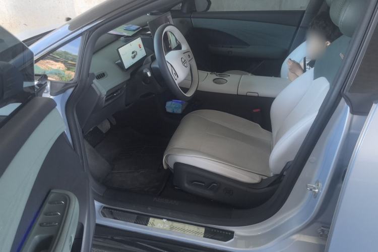 Used Nissan N7 2025 510 Max Driver Seat