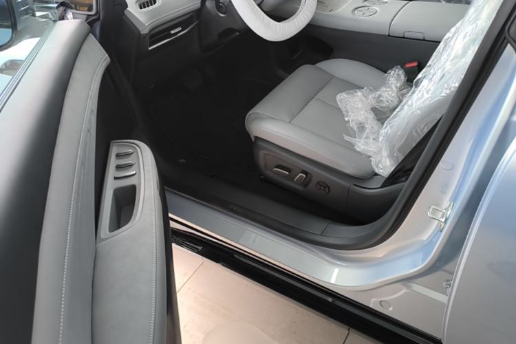Used Nissan N7 2025 510 Pro Driver Seat