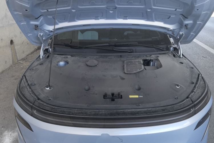Used Nissan N7 2025 510 Max Engine Bay