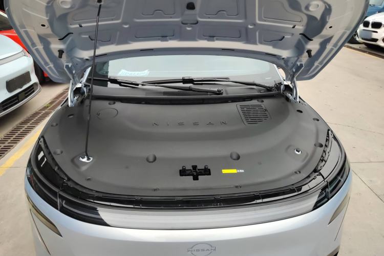 Used Nissan N7 2025 510 Pro Engine Bay