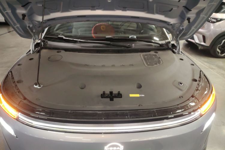 Used Nissan N7 2025 510 Max Engine Bay