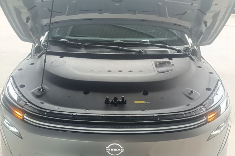 Used Nissan N7 2025 510 Max Engine Bay
