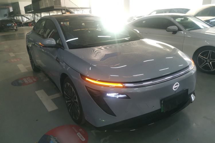 Used Nissan N7 2025 510 Max Exterior 2