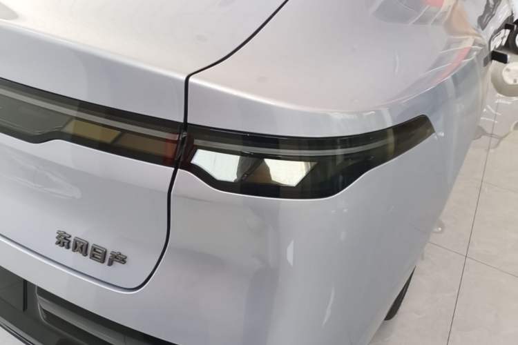 Used Nissan N7 2025 625 Pro Exterior 3