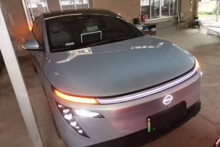 Used Nissan N7 2025 510 Pro Front Right 45 Deg
