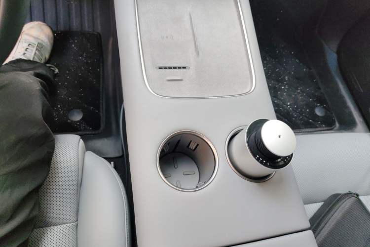 Used Nissan N7 2025 510 Max Gear Lever