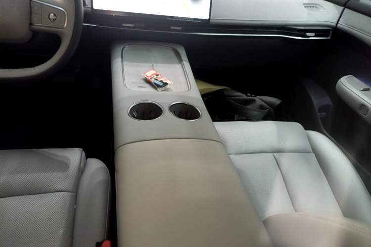 Used Nissan N7 2025 625 Max Gear Lever