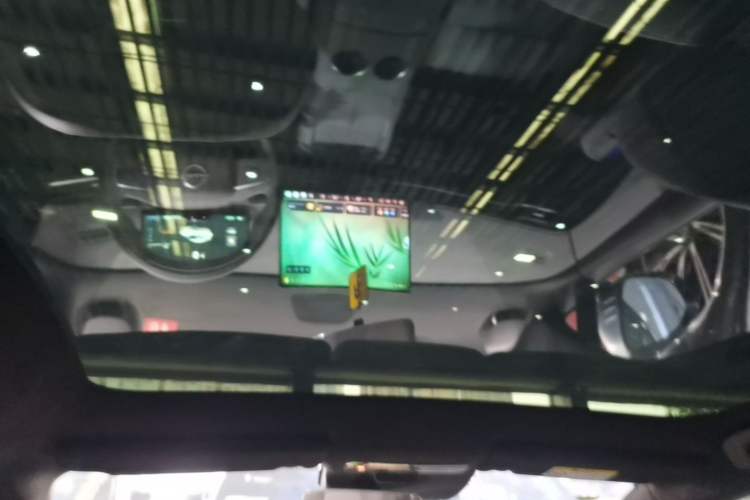 Used Nissan N7 2025 510 Max Headliner