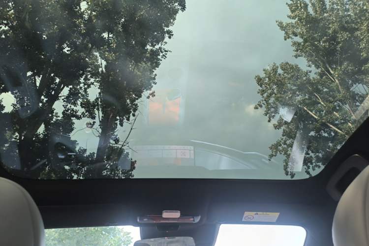 Used Nissan N7 2025 625 Pro Headliner