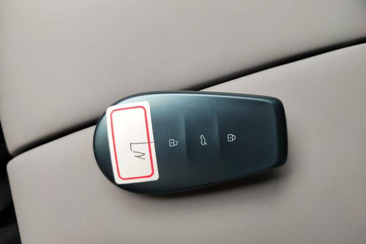 Used Nissan N7 2025 510 Pro Interior 1