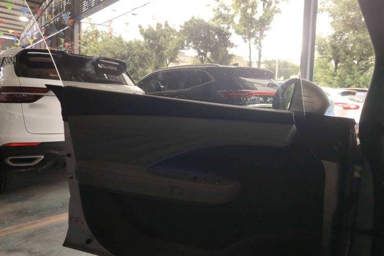 Used Nissan N7 2025 510 Pro Interior 7