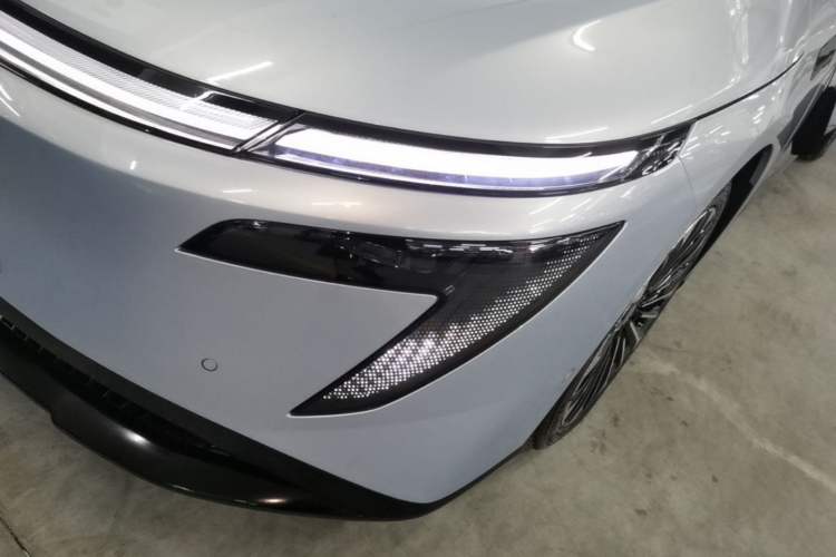 Used Nissan N7 2025 510 Max Left Front Headlight