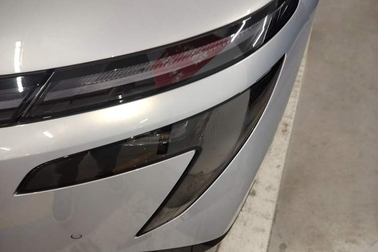 Used Nissan N7 2025 625 Max Left Front Headlight