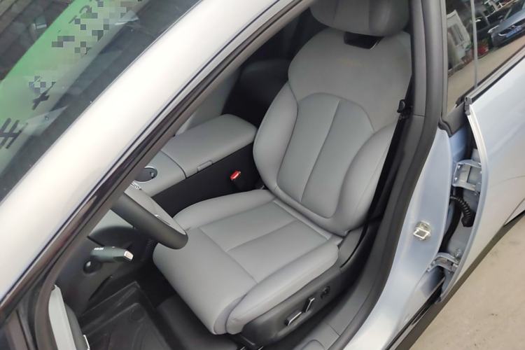 Used Nissan N7 2025 510 Pro Left Front Seat