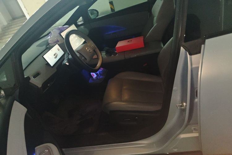 Used Nissan N7 2025 625 Max Left Front Seat