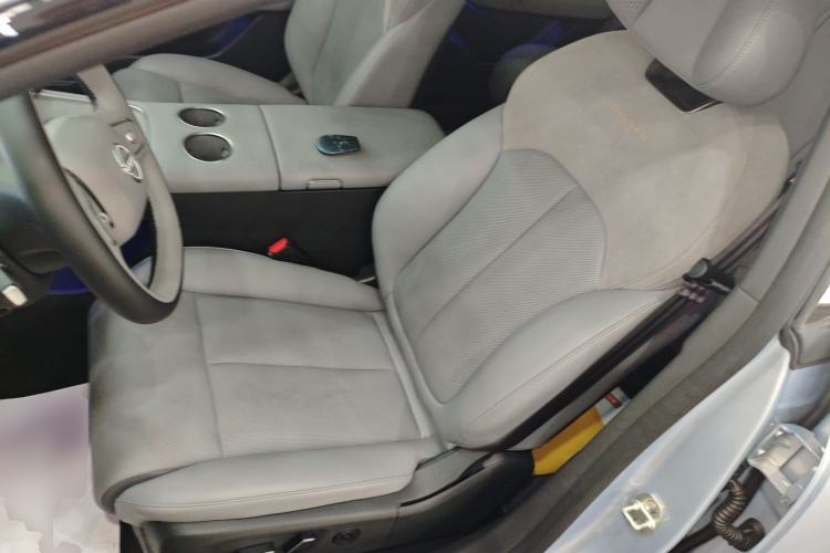 Used Nissan N7 2025 510 Max Left Front Seat