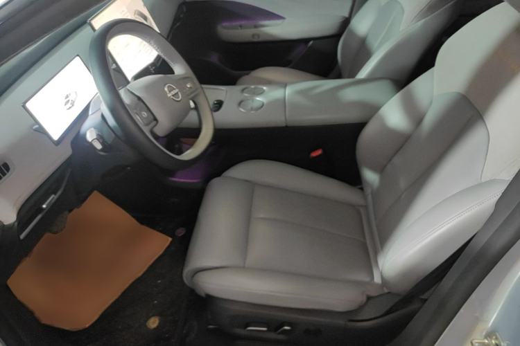 Used Nissan N7 2025 510 Max Left Front Seat