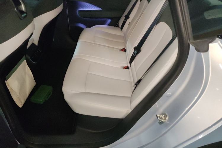 Used Nissan N7 2025 625 Max Left Rear Seat