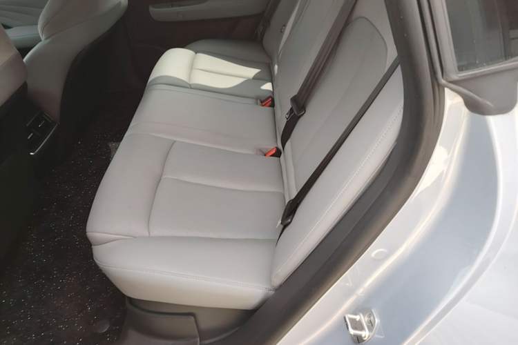 Used Nissan N7 2025 510 Max Left Rear Seat