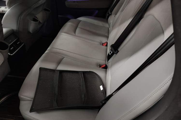 Used Nissan N7 2025 625 Max Left Rear Seat