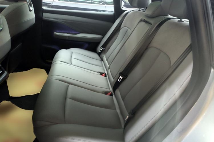 Used Nissan N7 2025 625 Max Left Rear Seat