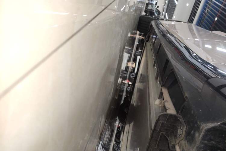 Used Nissan N7 2025 625 Max Left Side Sill