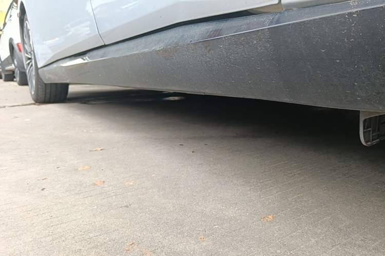 Used Nissan N7 2025 625 Pro Left Side Sill