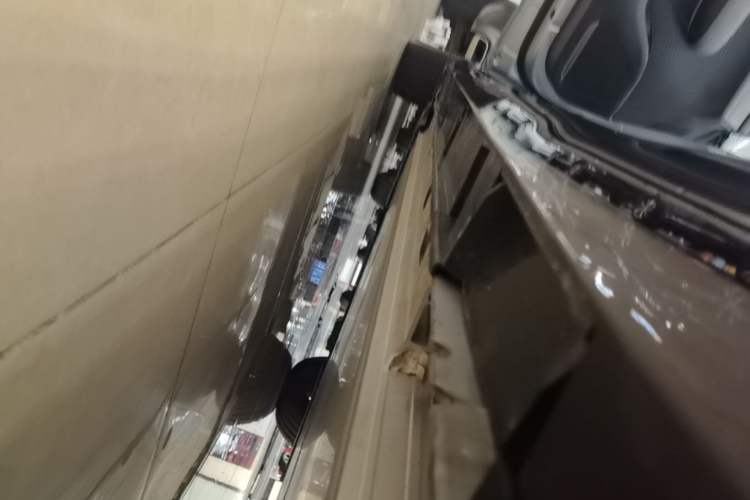 Used Nissan N7 2025 510 Max Left Side Sill
