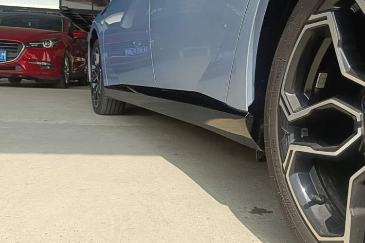 Used Nissan N7 2025 510 Max Left Side Sill