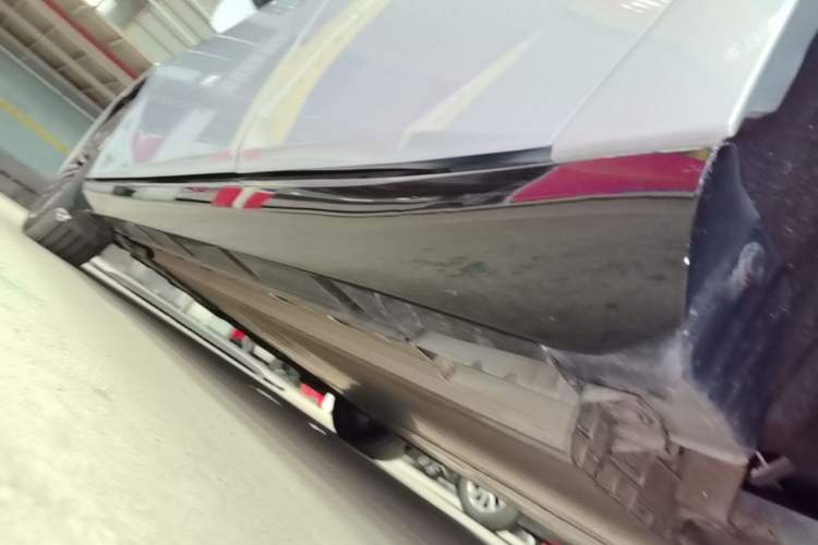 Used Nissan N7 2025 625 Pro Left Side Sill