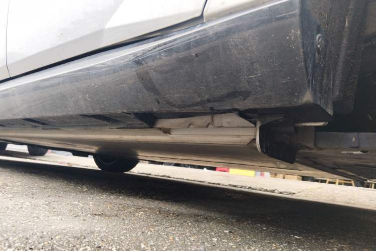 Used Nissan N7 2025 625 Max Left Side Sill