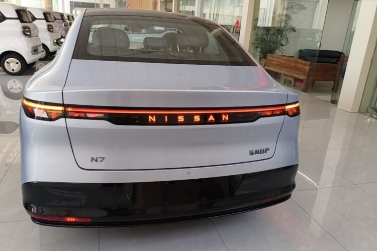 Used Nissan N7 2025 625 Pro Rear