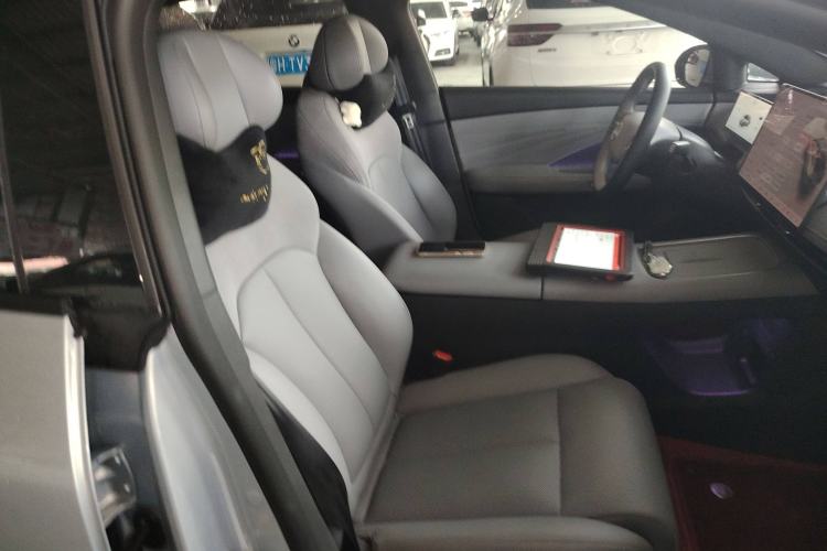 Used Nissan N7 2025 510 Pro Right Front Seat