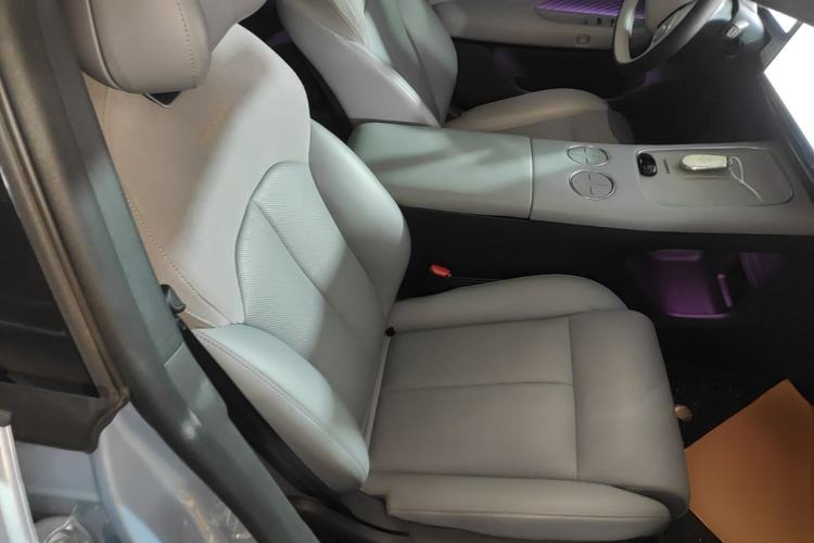 Used Nissan N7 2025 510 Max Right Front Seat