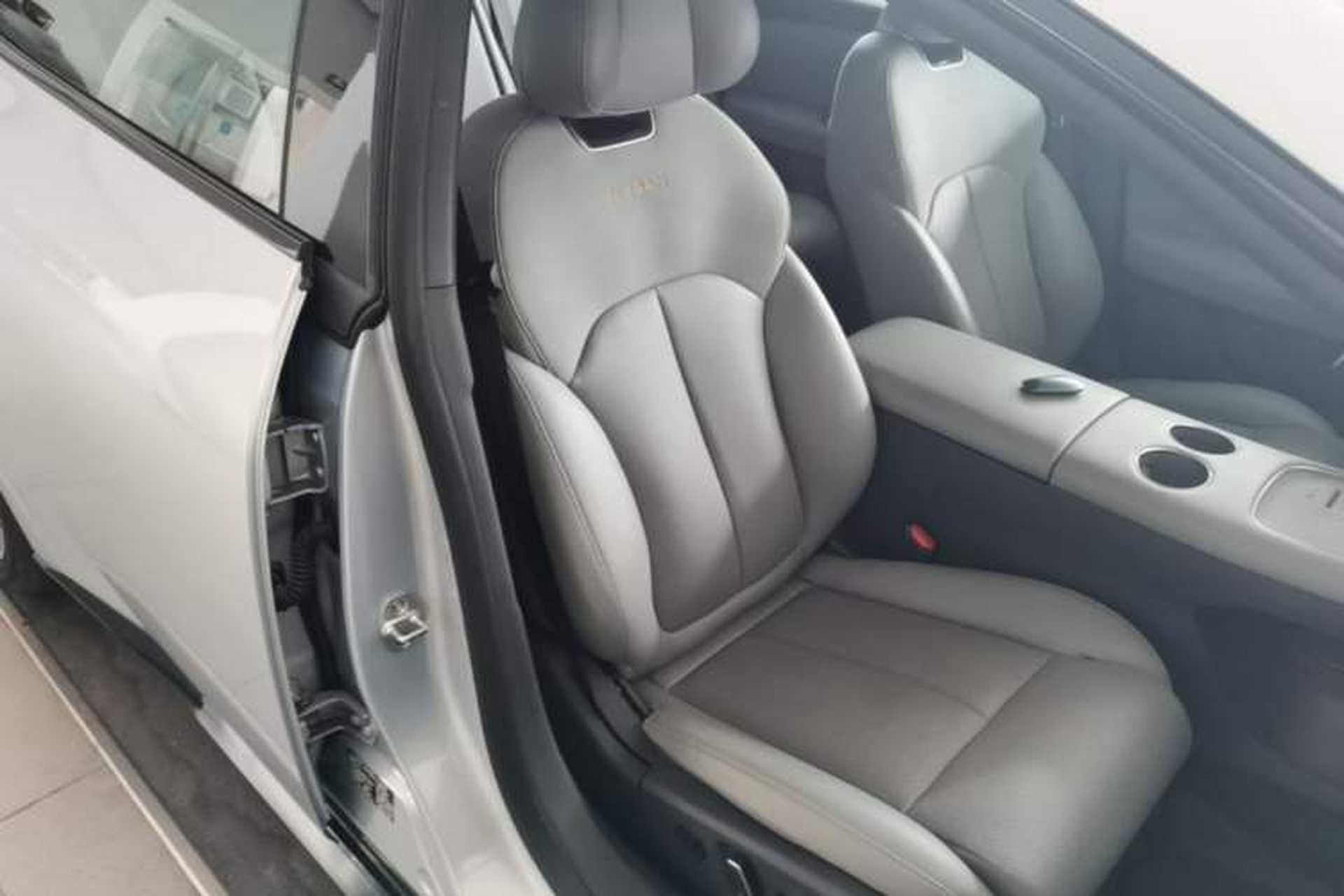 Used Nissan N7 2025 510 Air Right Front Seat