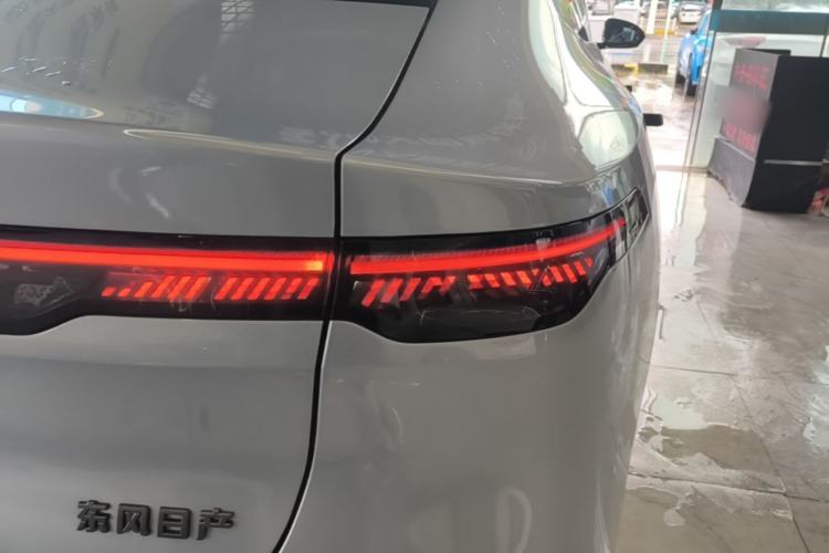 Used Nissan N7 2025 510 Max Right Rear Taillight