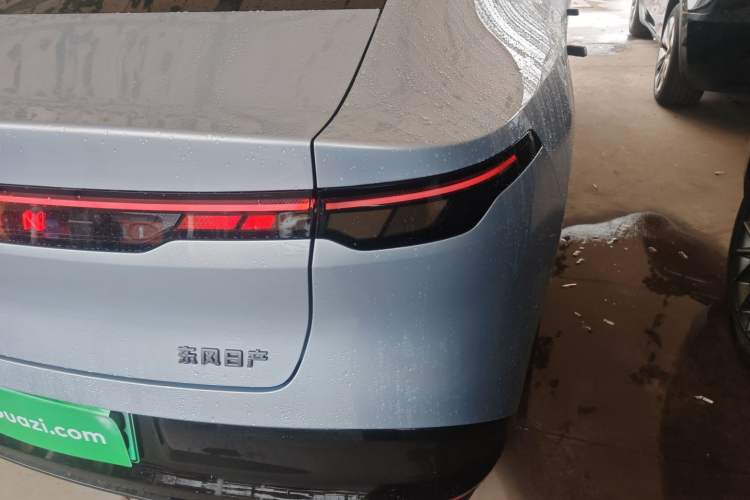 Used Nissan N7 2025 510 Pro Right Rear Taillight