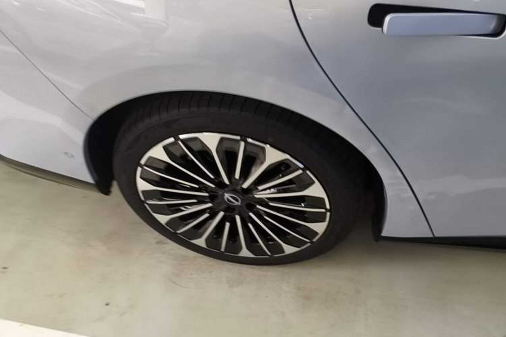 Used Nissan N7 2025 625 Max Right Rear Wheel Hub